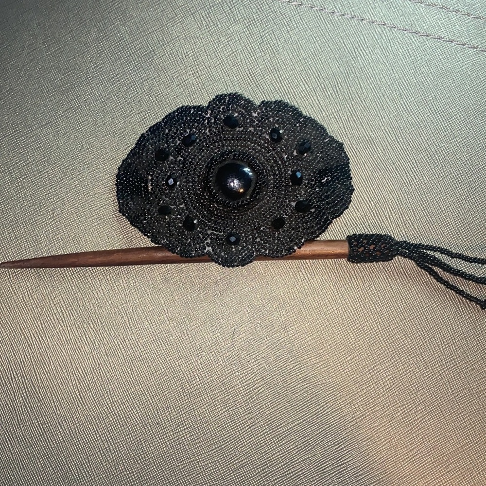 Hair clip - Picture 4 of 4